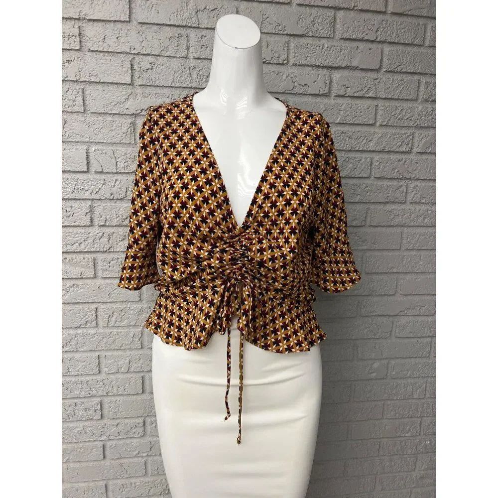 Forever 21 Women V Neck Mustard Cropped Top Size L